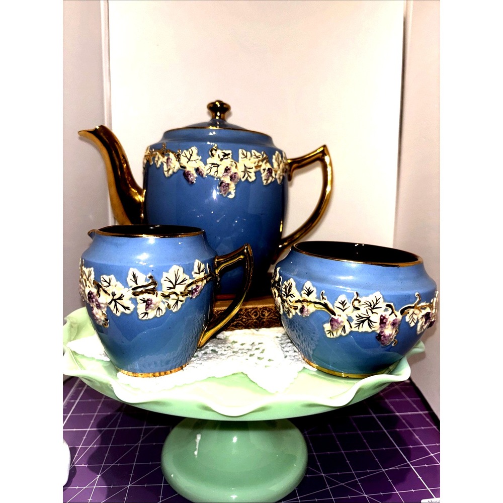 1940 s Gibson & Sons Burslem England Porcelin Tea Set Raised Ivy &Gold Grapes
